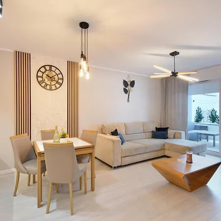 Nadmorskie Tarasy Klif Apartmán *